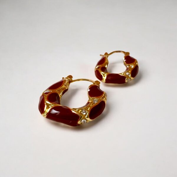 Textured hoop earrings - Deep Red and Gold - Image 2