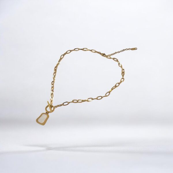 Élégance Gold Necklace - Mother-of-Pearl Pendant and T-Bar Clasp - Image 3