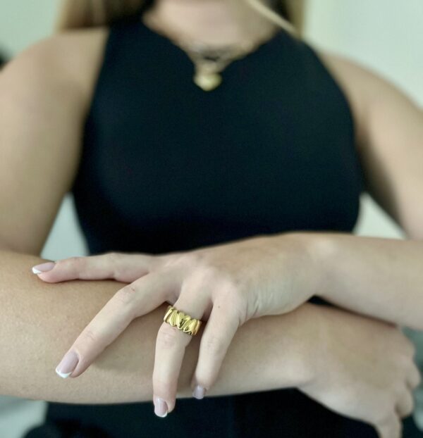 Gold heart ring - Image 4